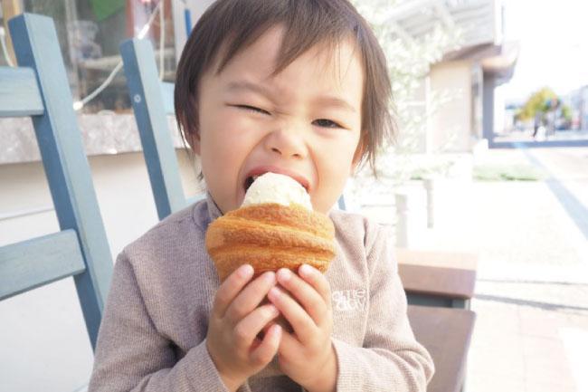 長田区　9683　きゅーろくはちさん　アイスクロワッサン